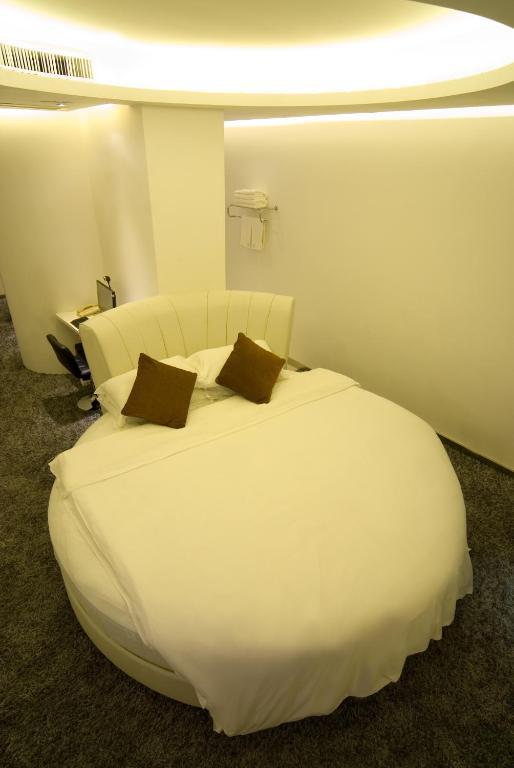 Taizhou Aix Huangyan Hotel ภายนอก รูปภาพ
